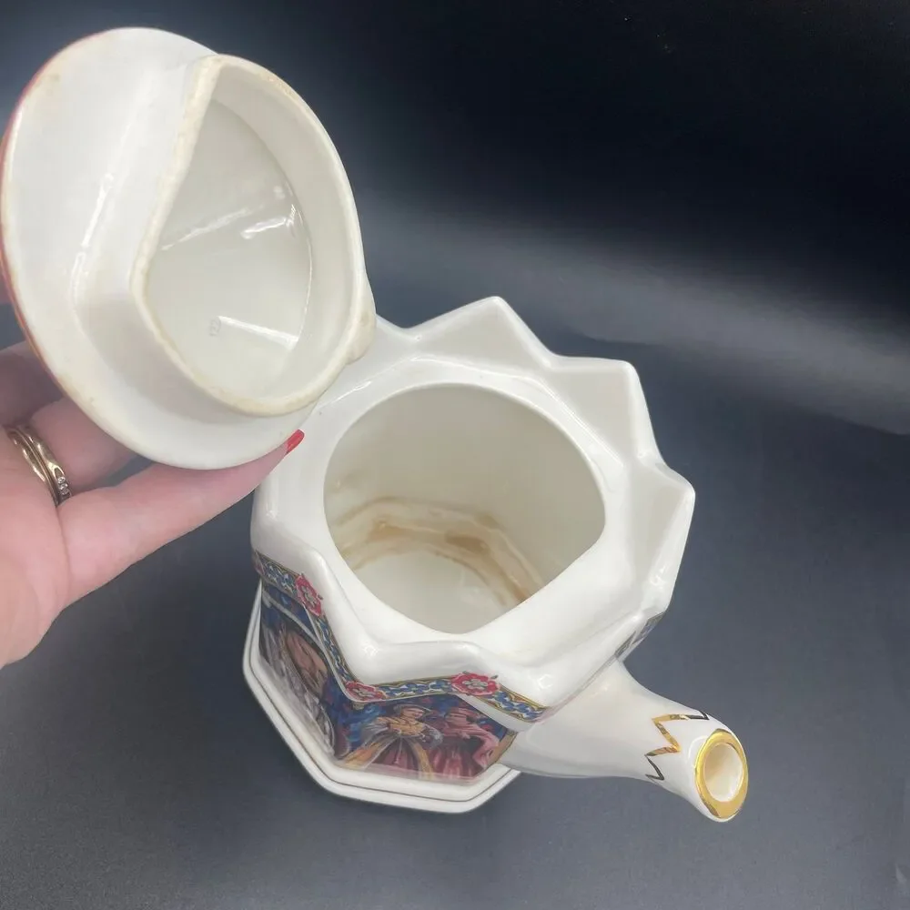 Vintage James Sadler King Henry VIII Kings & Queens Ceramic Teapot Spoon Rest